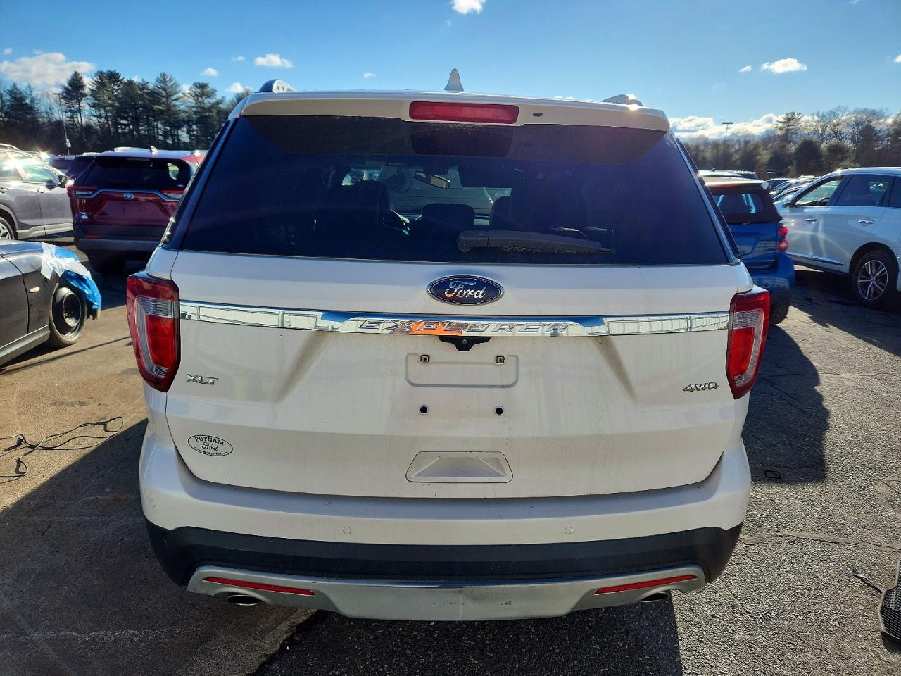 2016 FORD EXPLORER XLT photo 6