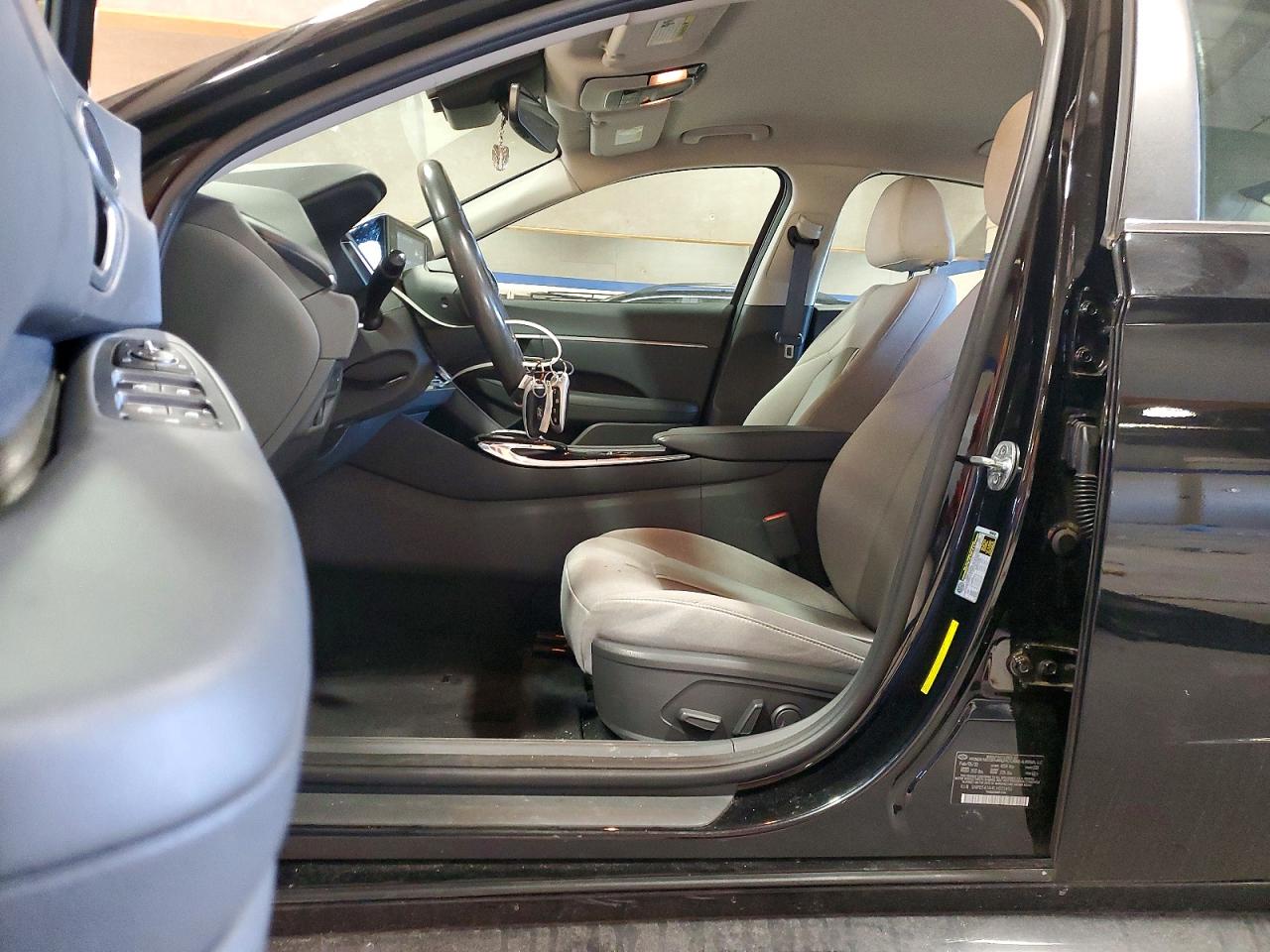 2020 HYUNDAI SONATA SEL photo 7