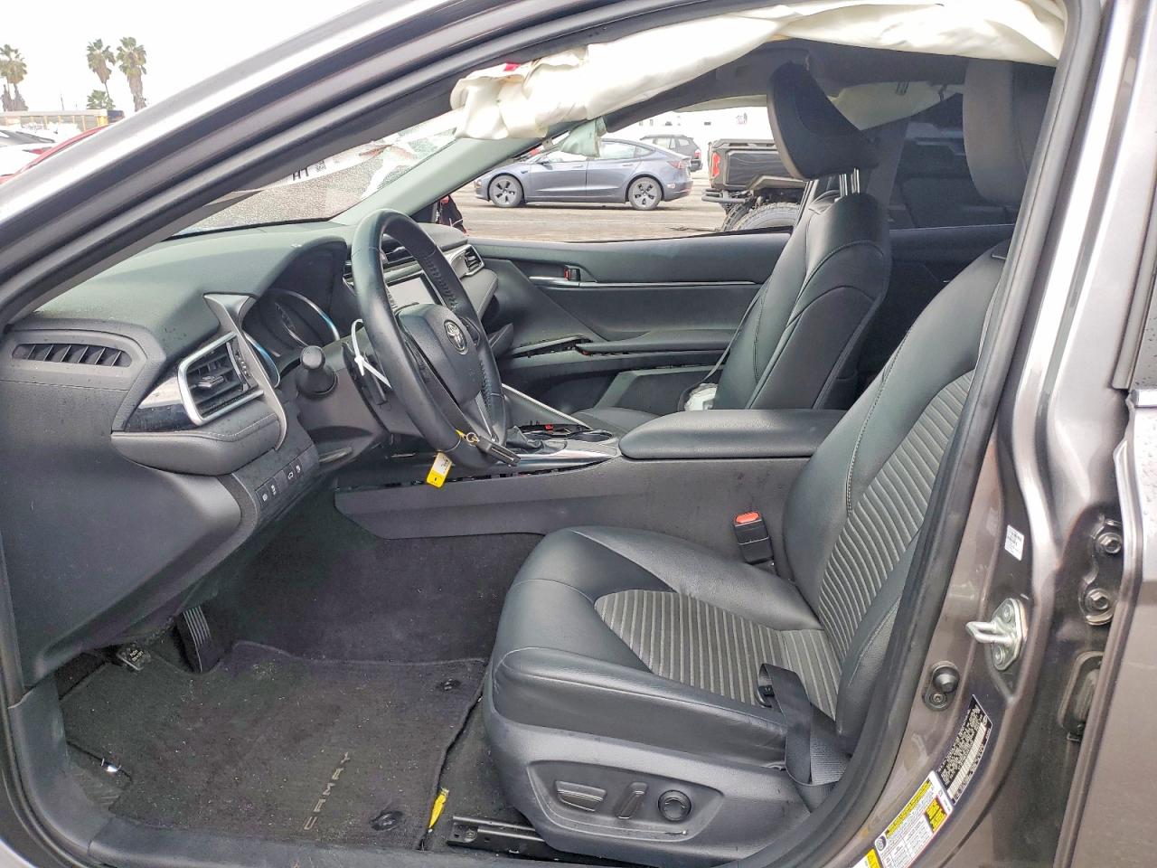 2018 TOYOTA CAMRY L photo 7