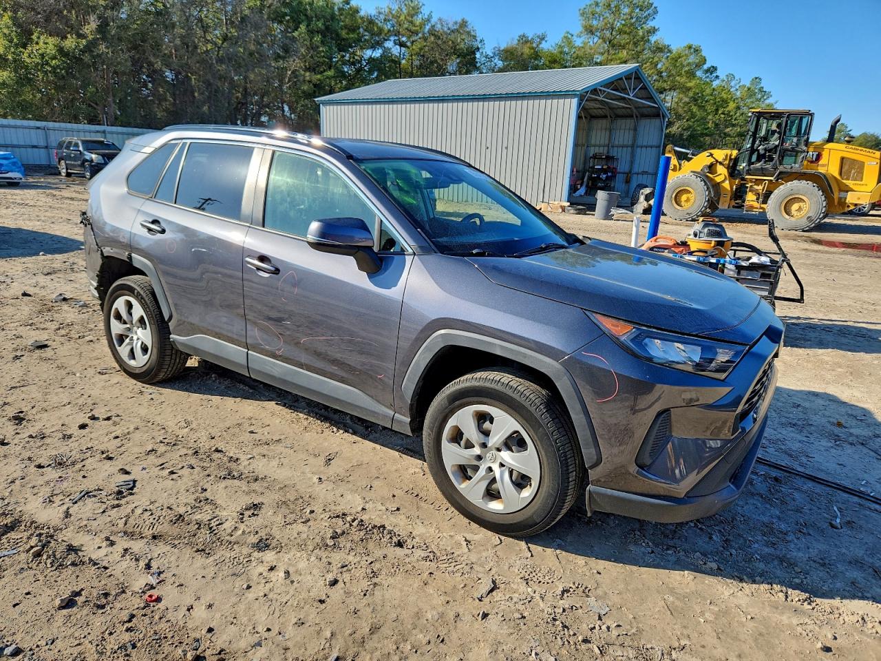2019 TOYOTA RAV4 LE photo 4