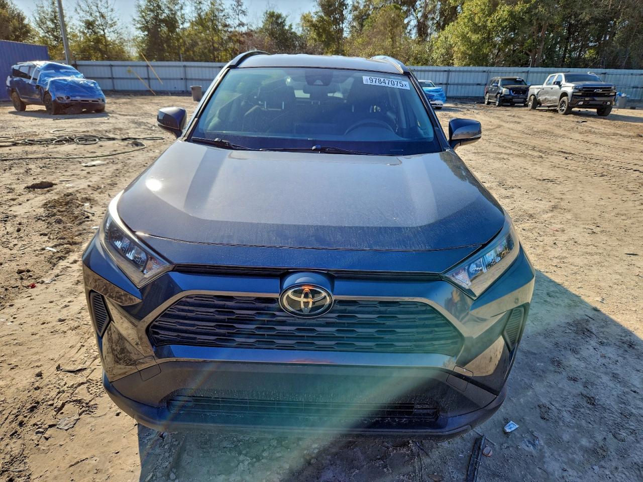 2019 TOYOTA RAV4 LE photo 5
