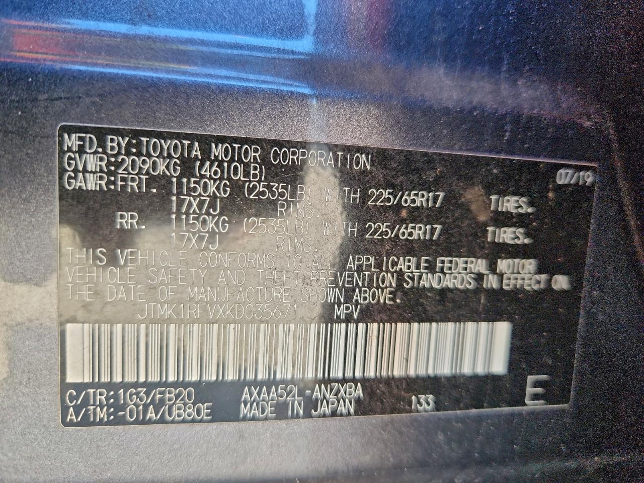 2019 TOYOTA RAV4 LE photo 13