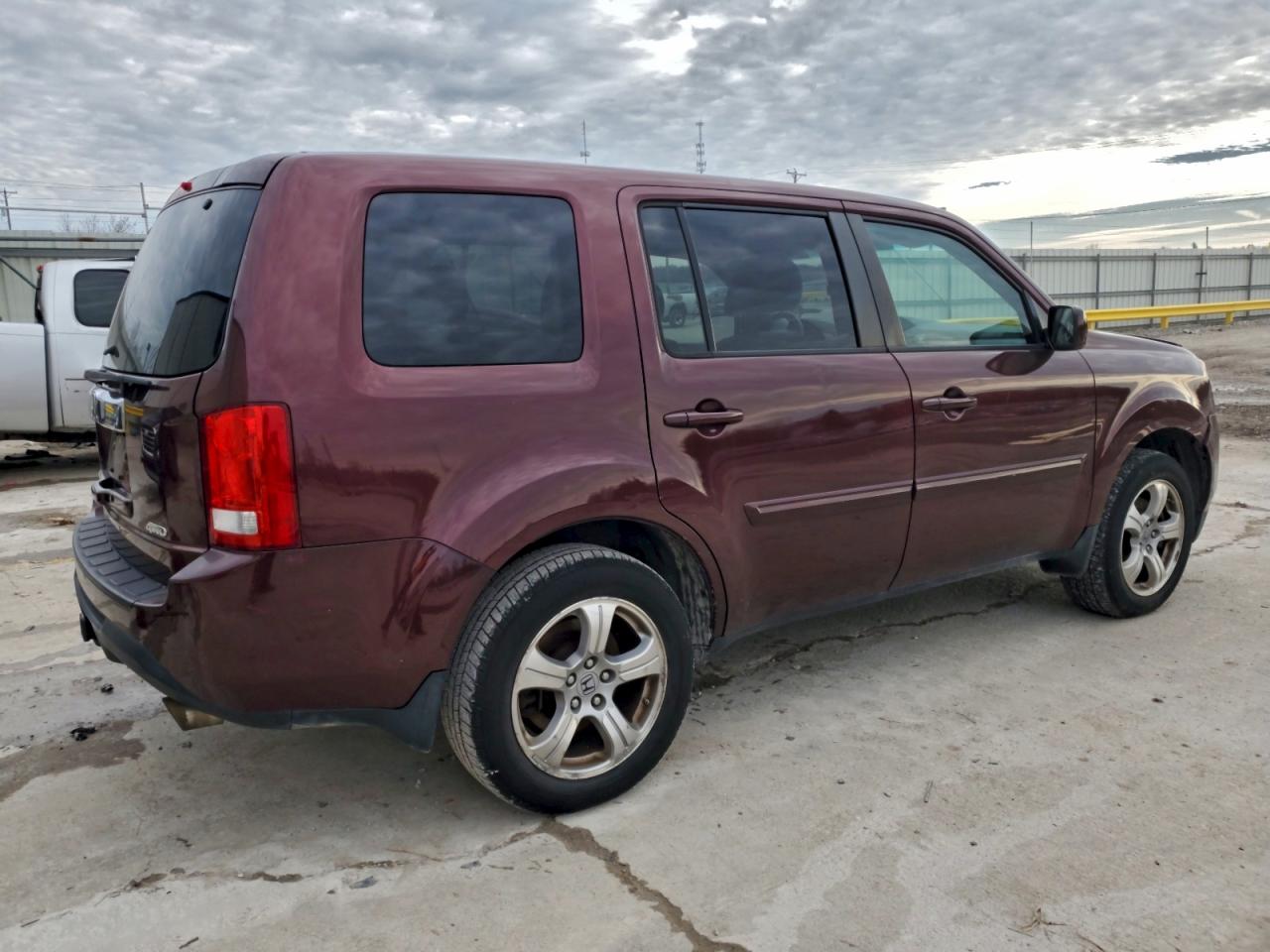 2012 HONDA PILOT EXL photo 3