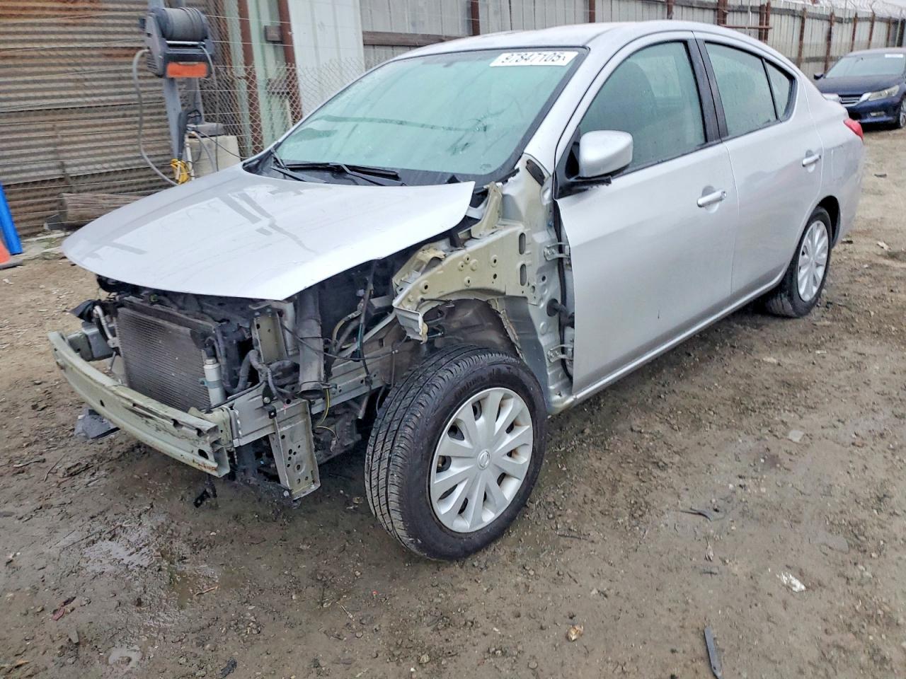 2019 NISSAN VERSA