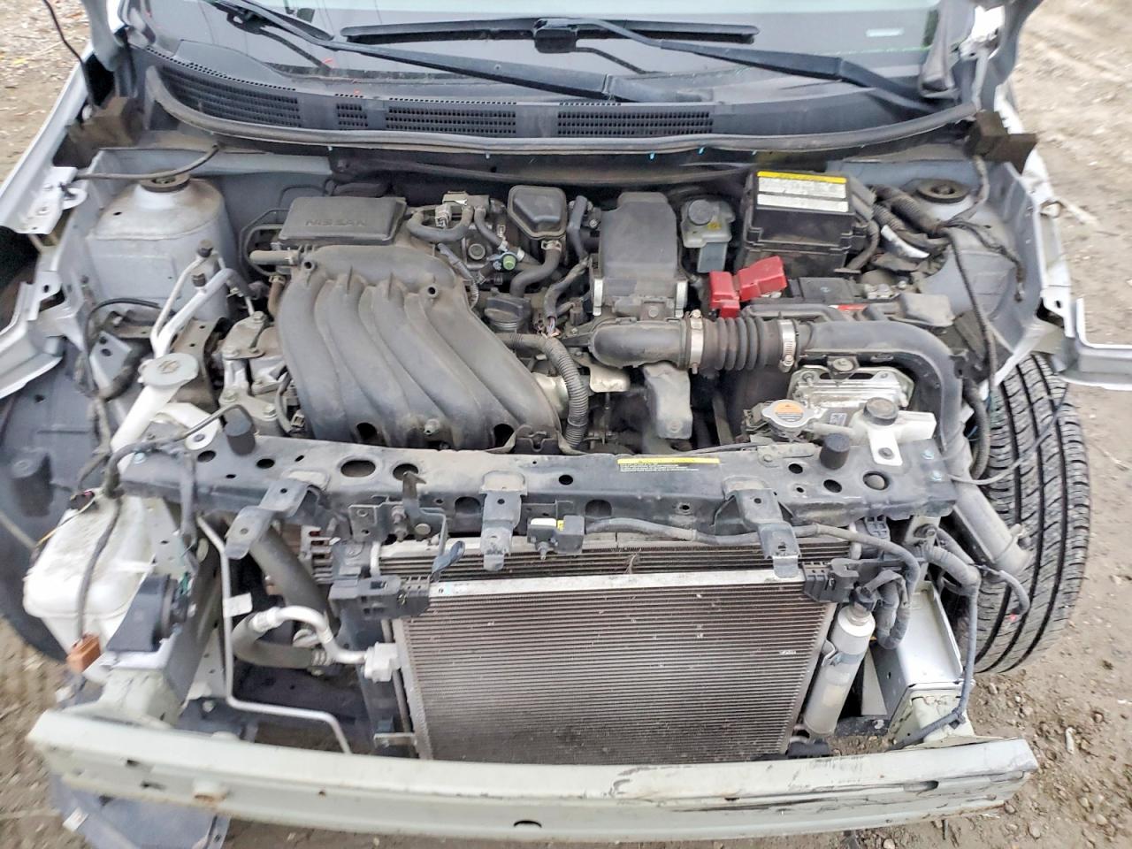 2019 NISSAN VERSA S photo 11