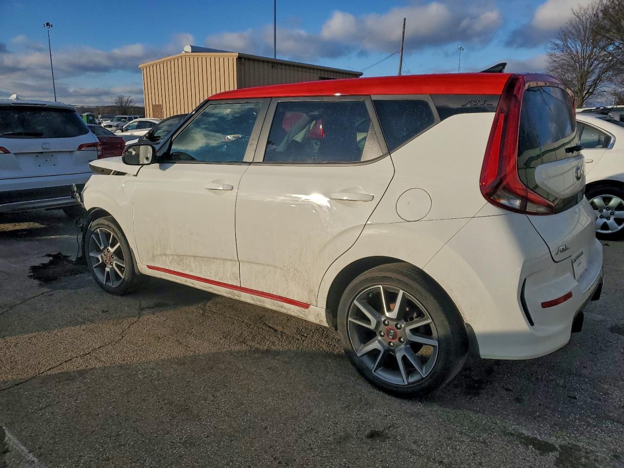 2020 KIA SOUL GT LINE photo 2