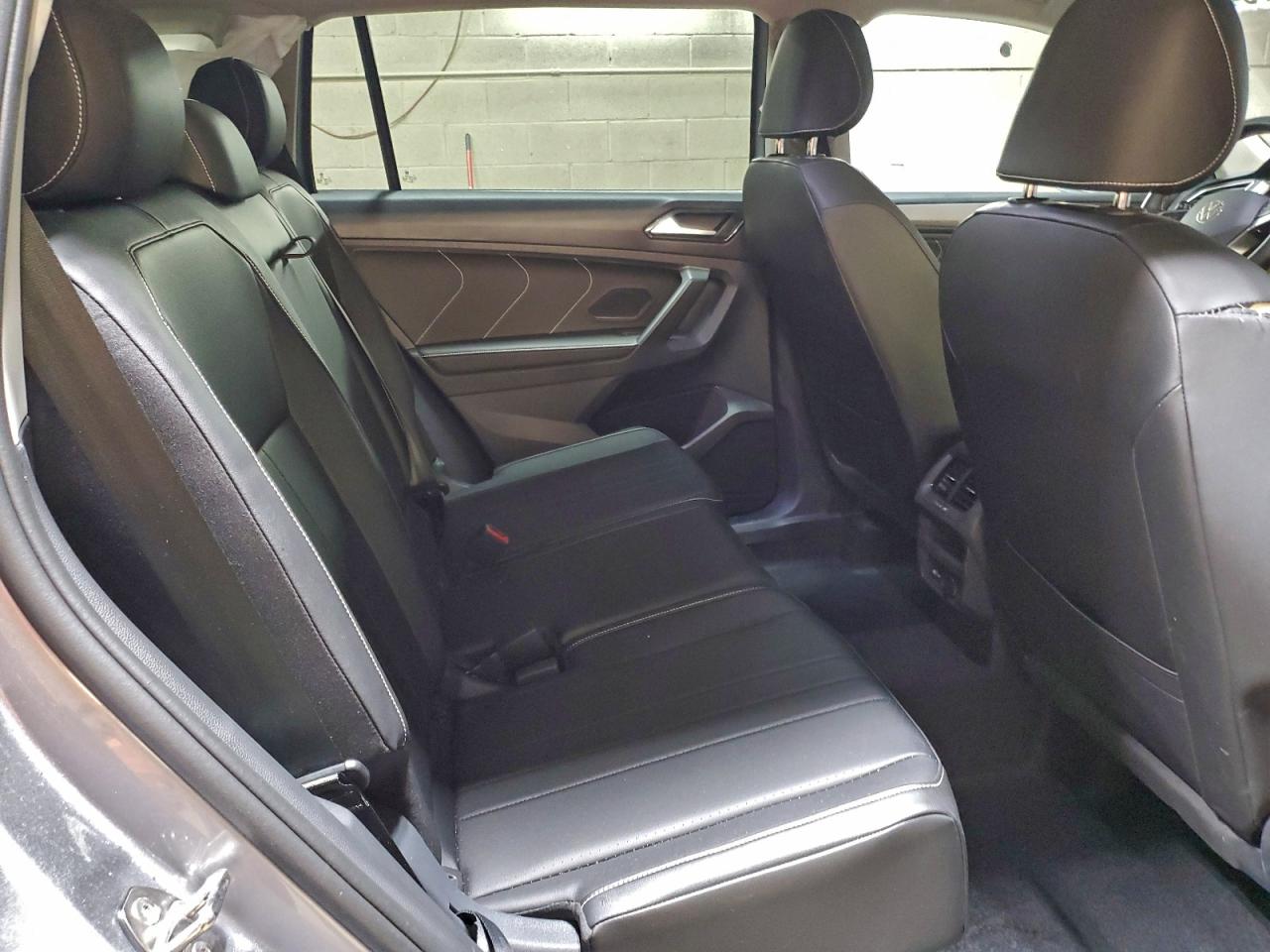 2024 VOLKSWAGEN TIGUAN SE photo 11