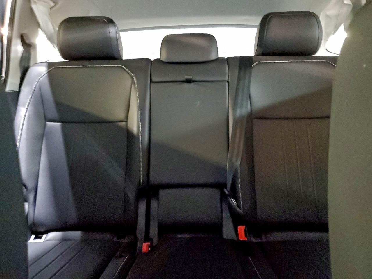 2024 VOLKSWAGEN TIGUAN SE photo 10