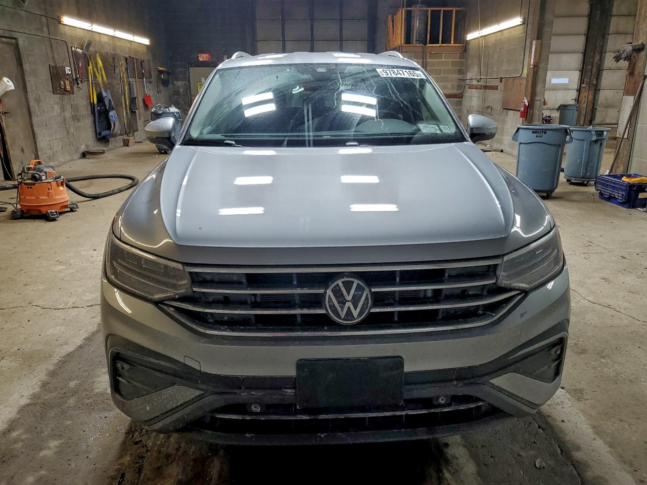 2024 VOLKSWAGEN TIGUAN SE photo 5