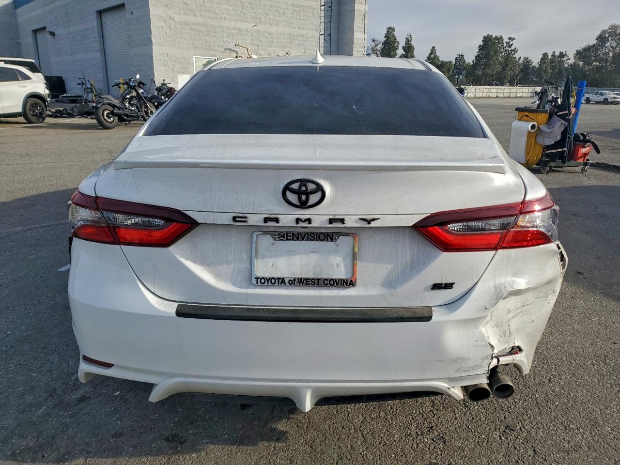 2023 TOYOTA CAMRY SE NIGHT SHADE photo 6