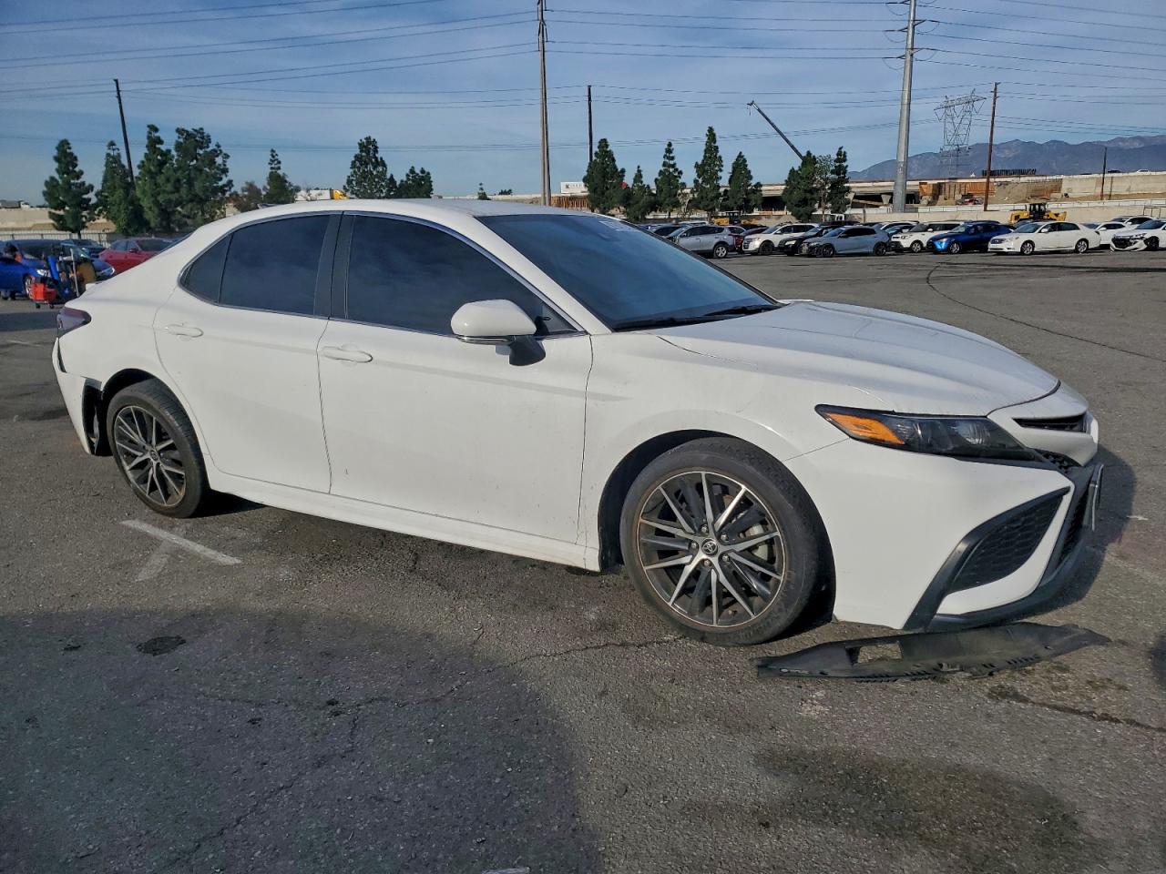 2023 TOYOTA CAMRY SE NIGHT SHADE photo 4