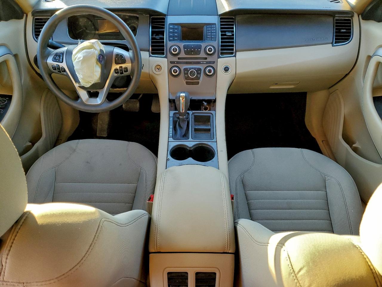2016 FORD TAURUS SE photo 15