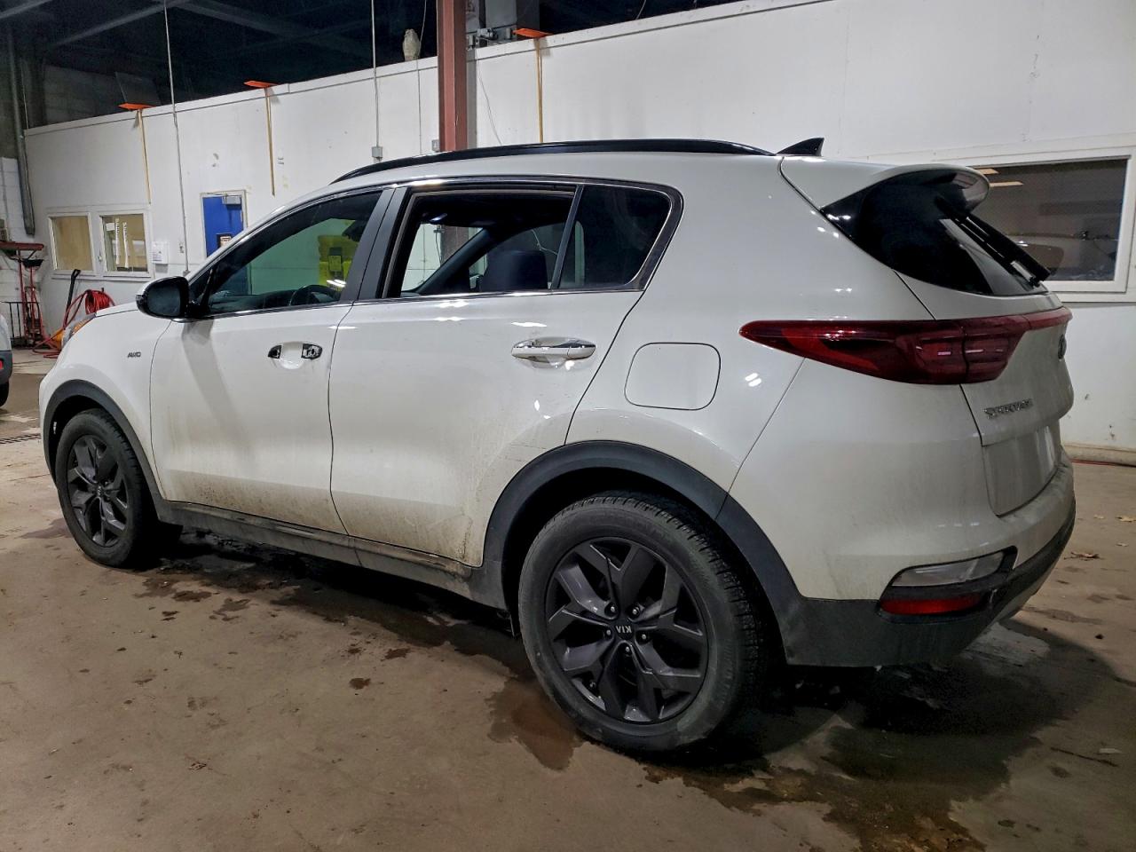2020 KIA SPORTAGE S photo 2