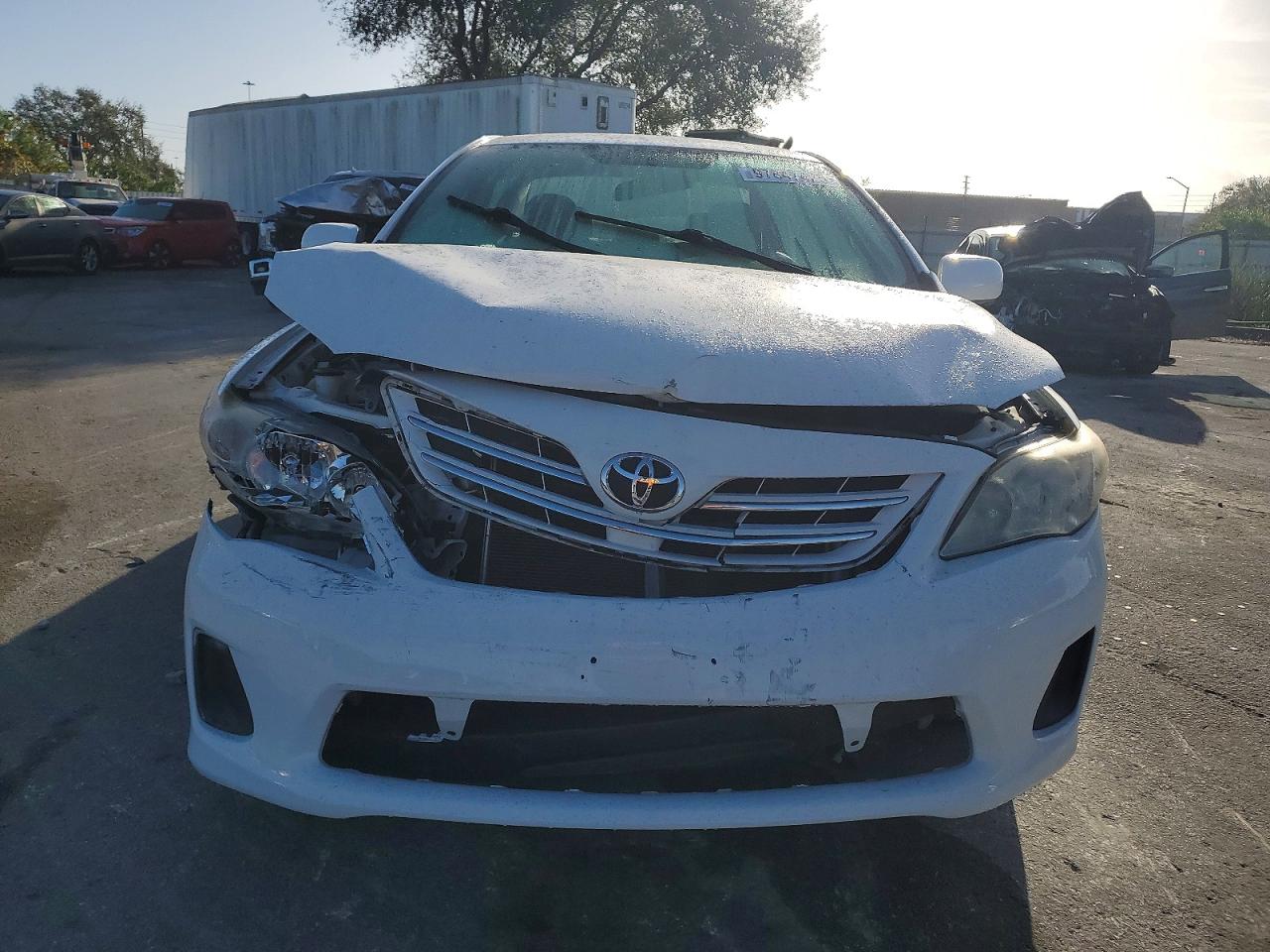 2013 TOYOTA COROLLA BASE photo 9
