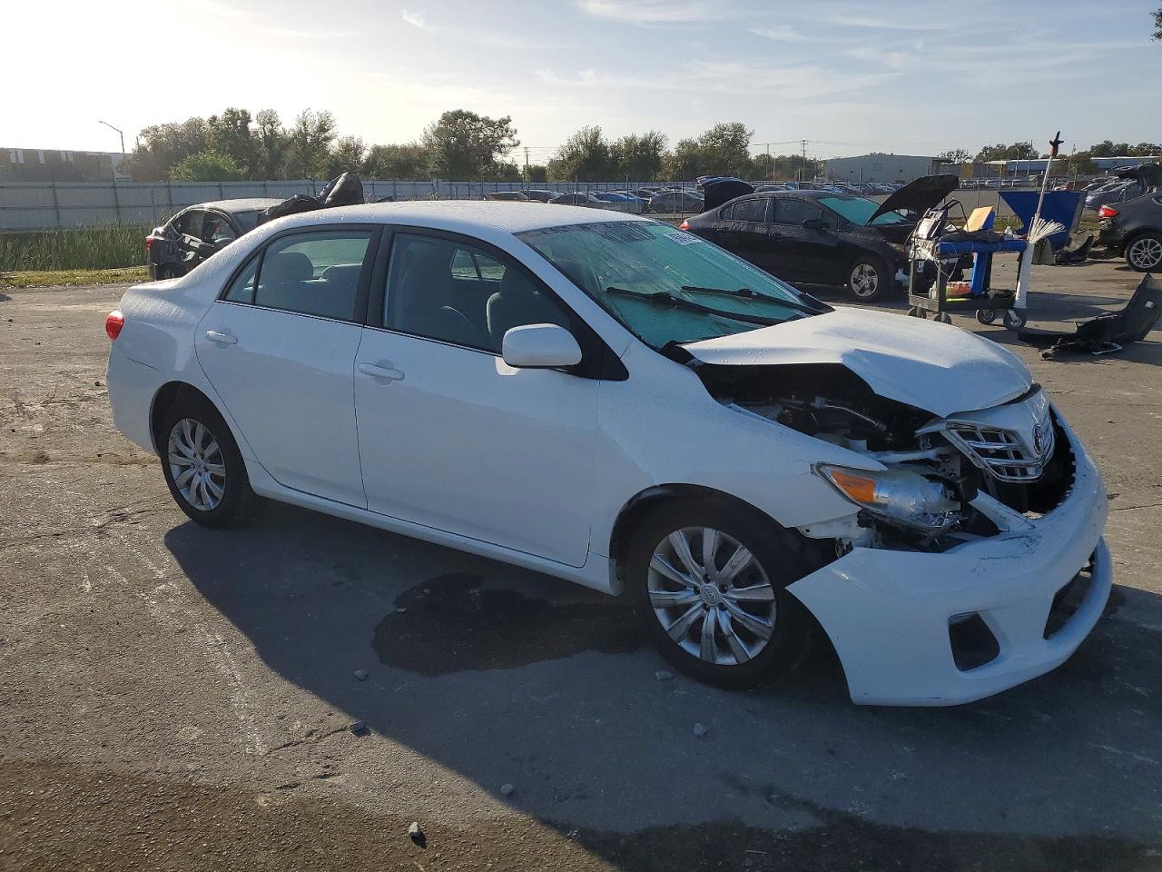 2013 TOYOTA COROLLA BASE photo 7