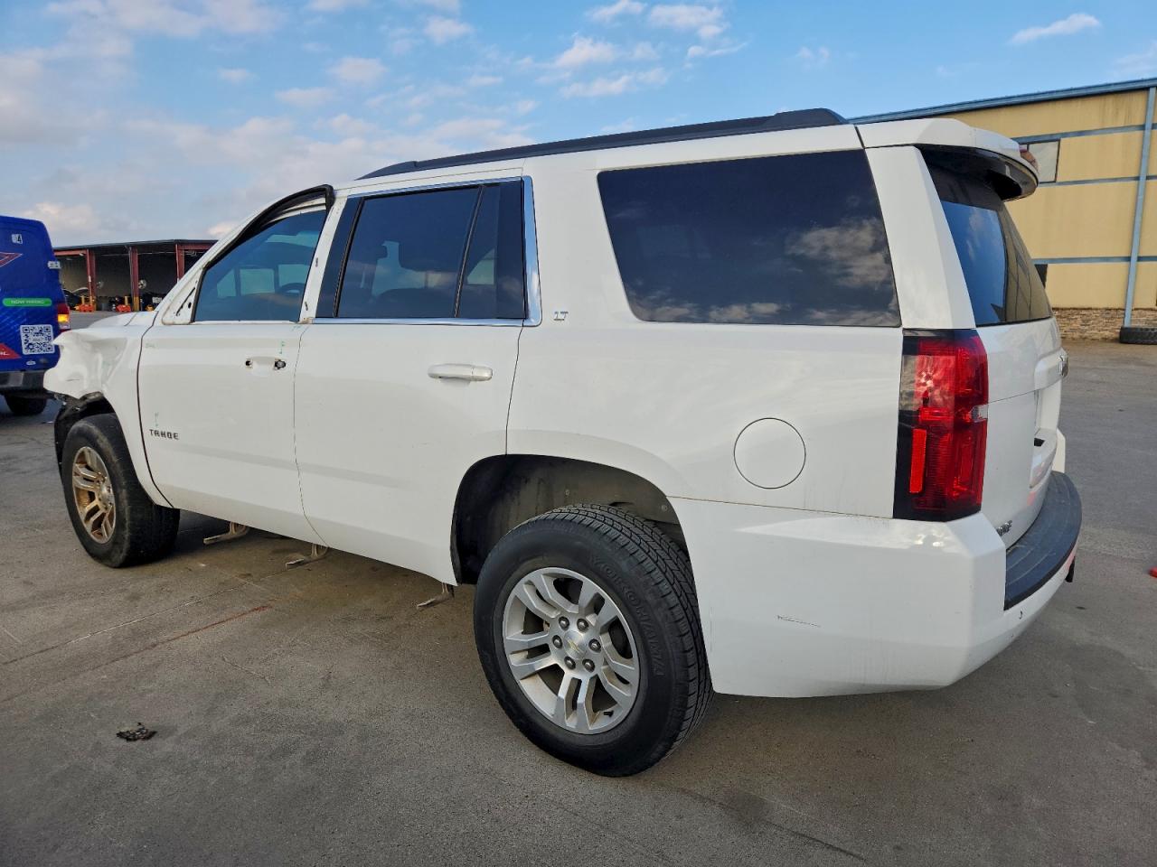 2016 CHEVROLET TAHOE C1500 LT photo 2
