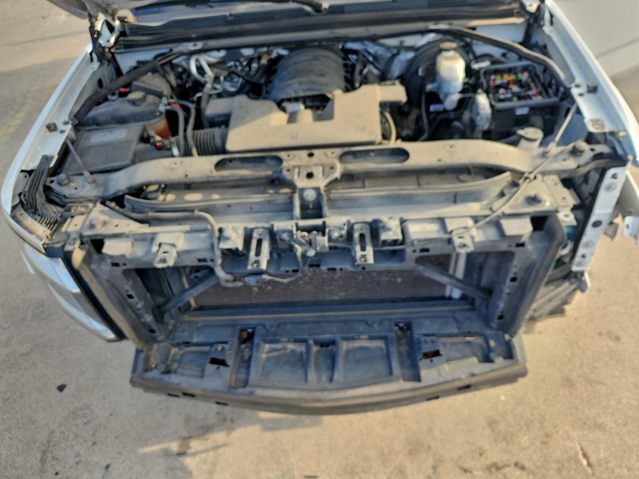 2016 CHEVROLET TAHOE C1500 LT photo 11