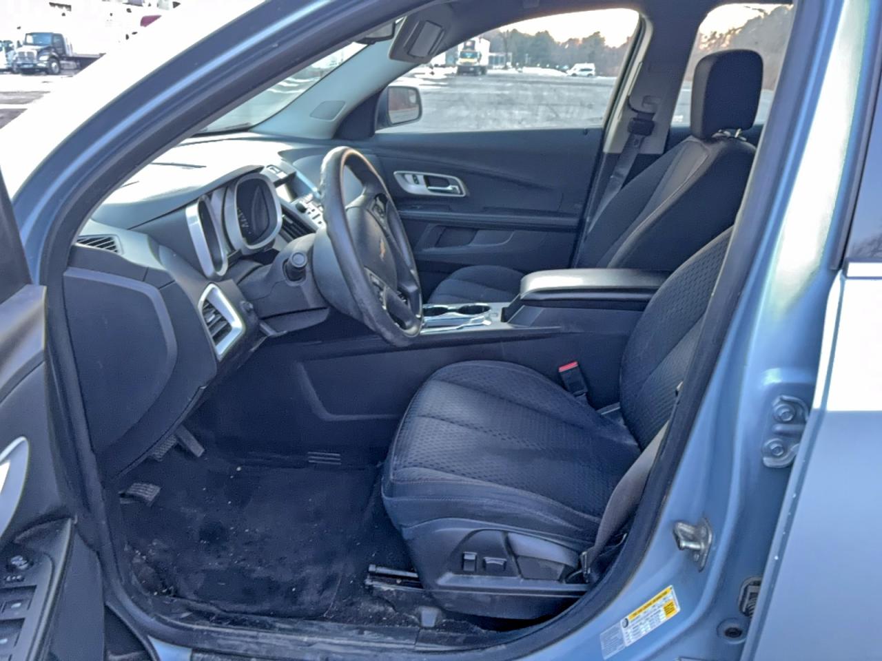 2014 CHEVROLET EQUINOX LS photo 5