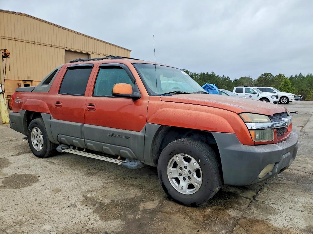 2002 CHEVROLET AVALANCHE K1500 photo 4