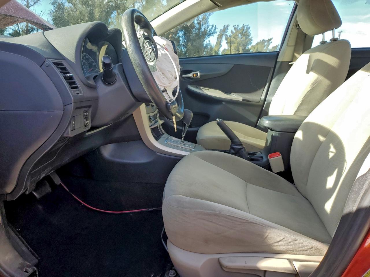 2013 TOYOTA COROLLA BASE photo 7