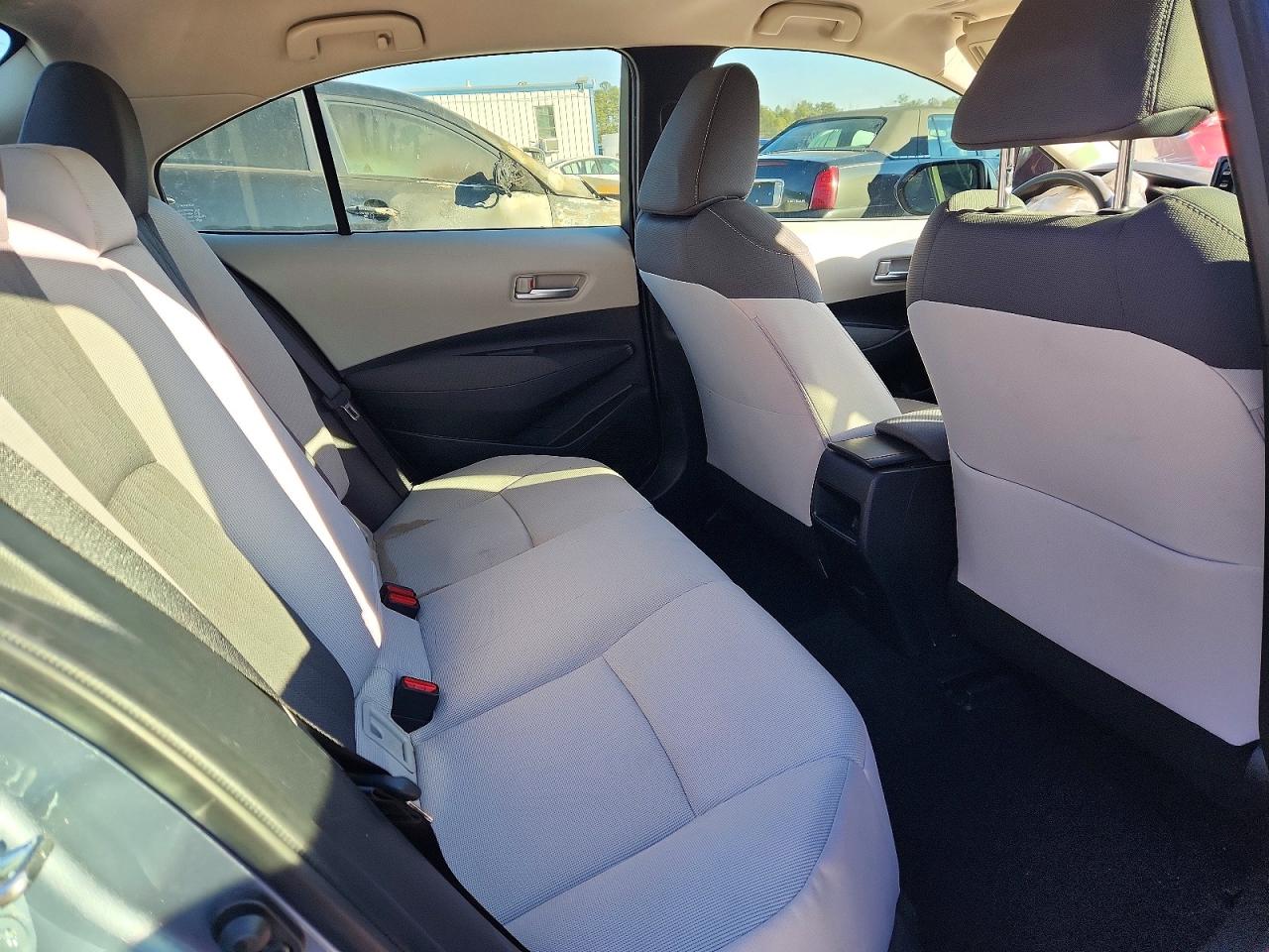 2020 TOYOTA COROLLA LE photo 10