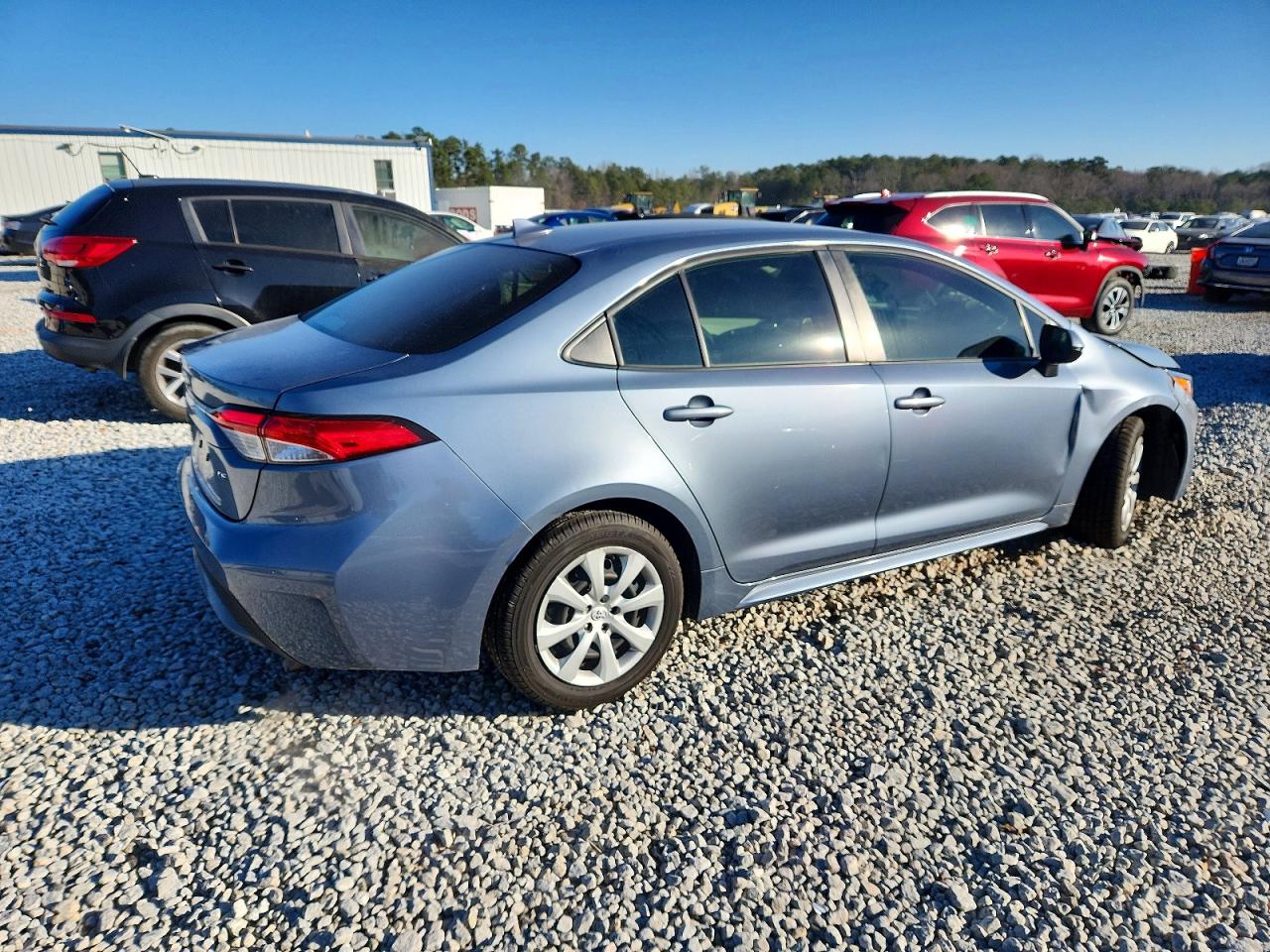 2020 TOYOTA COROLLA LE photo 3