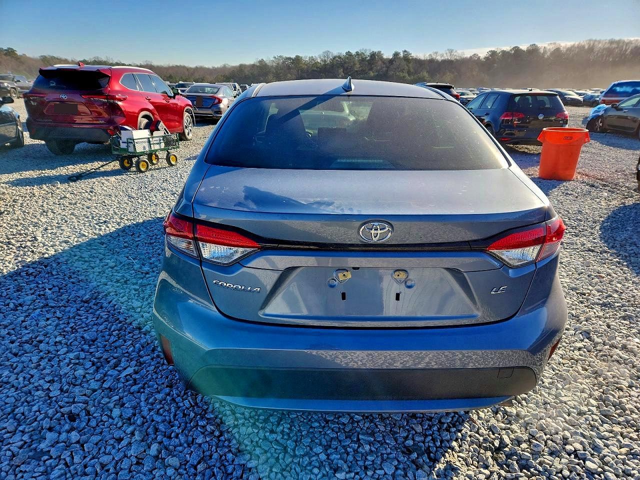 2020 TOYOTA COROLLA LE photo 6