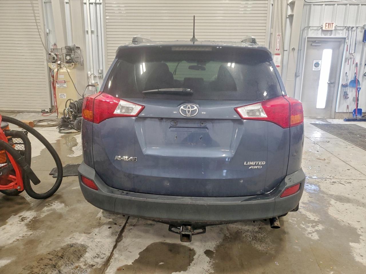 2014 TOYOTA RAV4 LIMITED photo 6