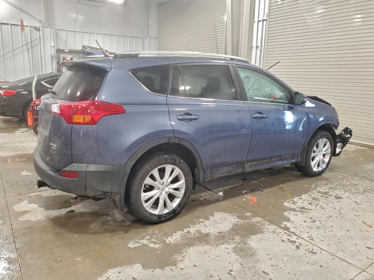 2014 TOYOTA RAV4 LIMITED photo 3