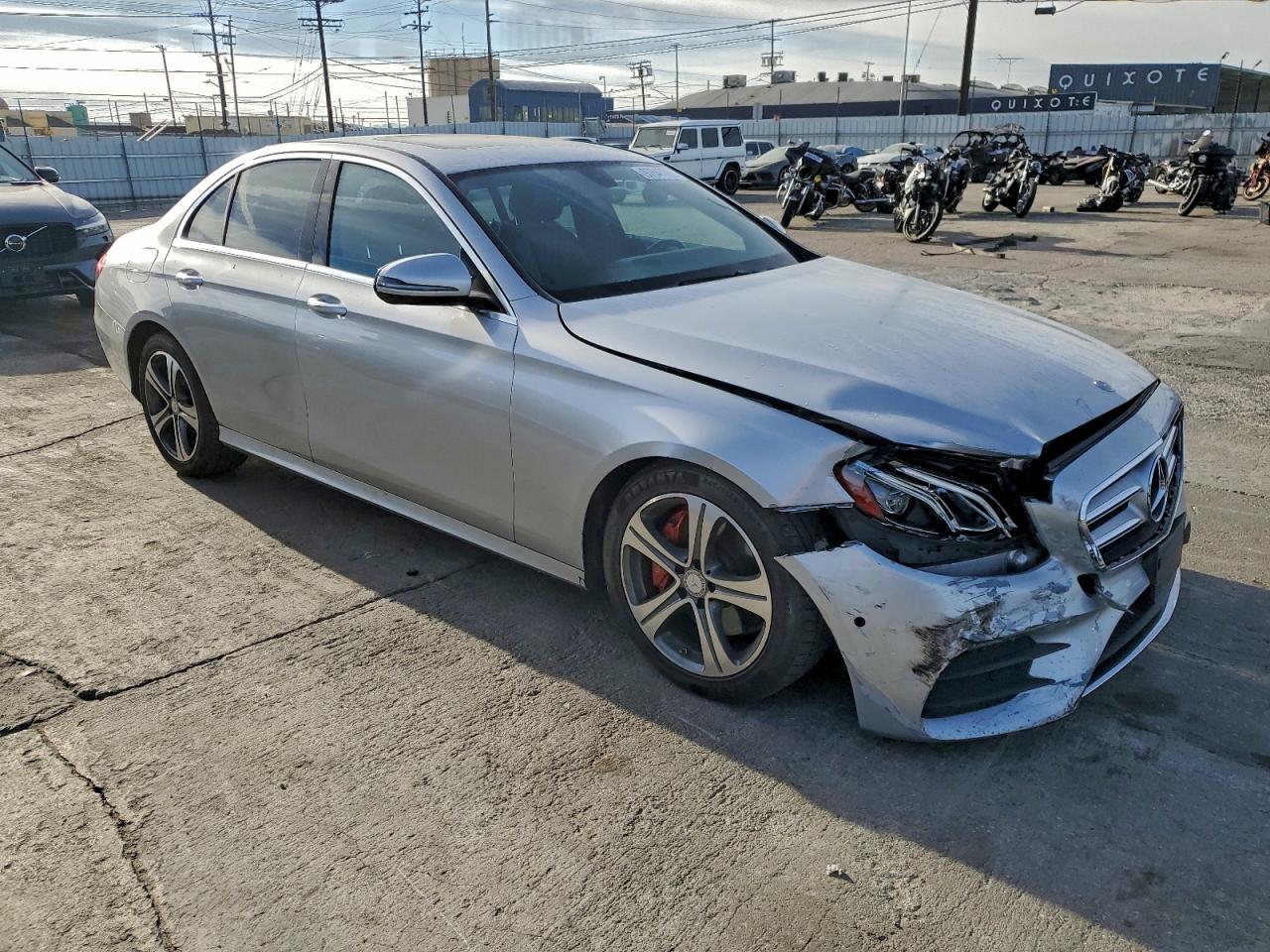 2017 MERCEDES-BENZ E 300 4MATIC photo 4