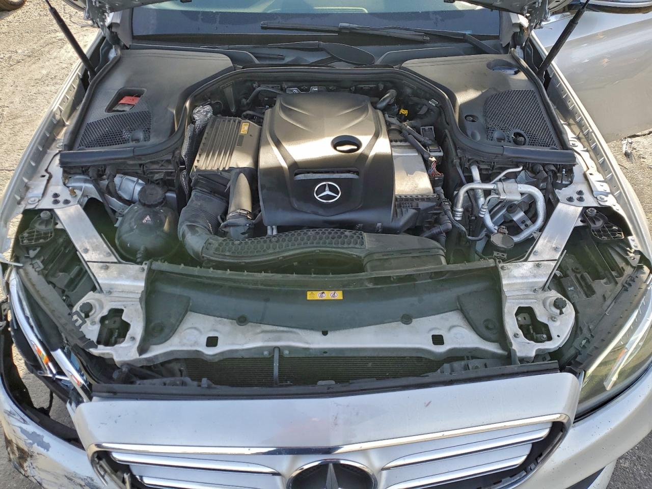 2017 MERCEDES-BENZ E 300 4MATIC photo 11