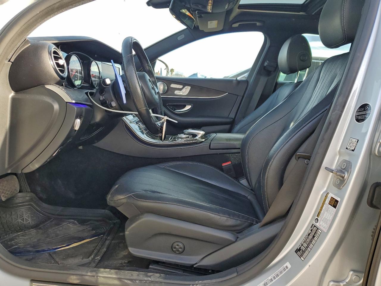 2017 MERCEDES-BENZ E 300 4MATIC photo 7