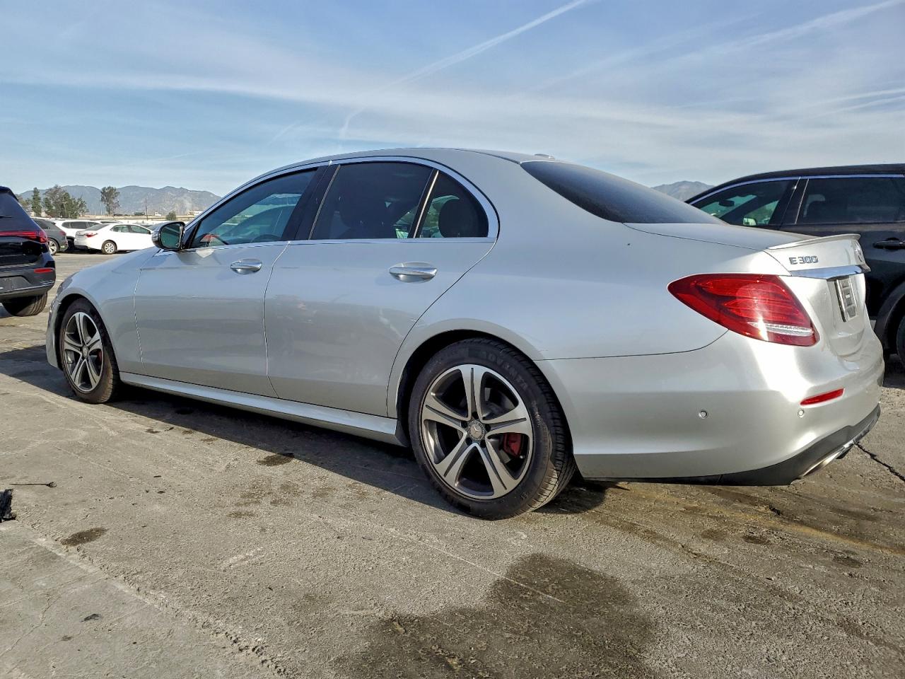 2017 MERCEDES-BENZ E 300 4MATIC photo 2