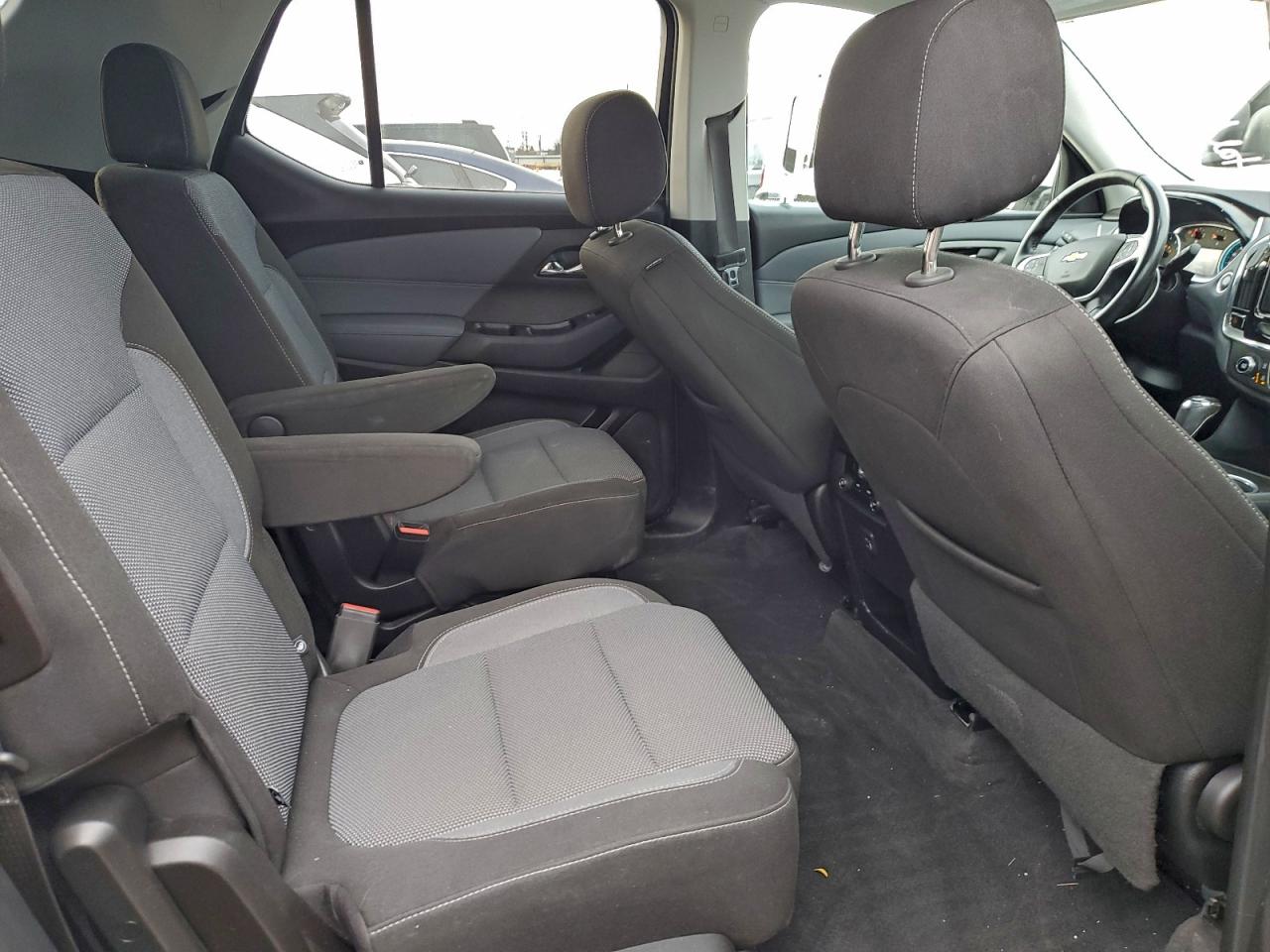 2020 CHEVROLET TRAVERSE LT photo 11