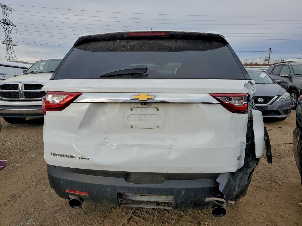 2020 CHEVROLET TRAVERSE LT photo 6