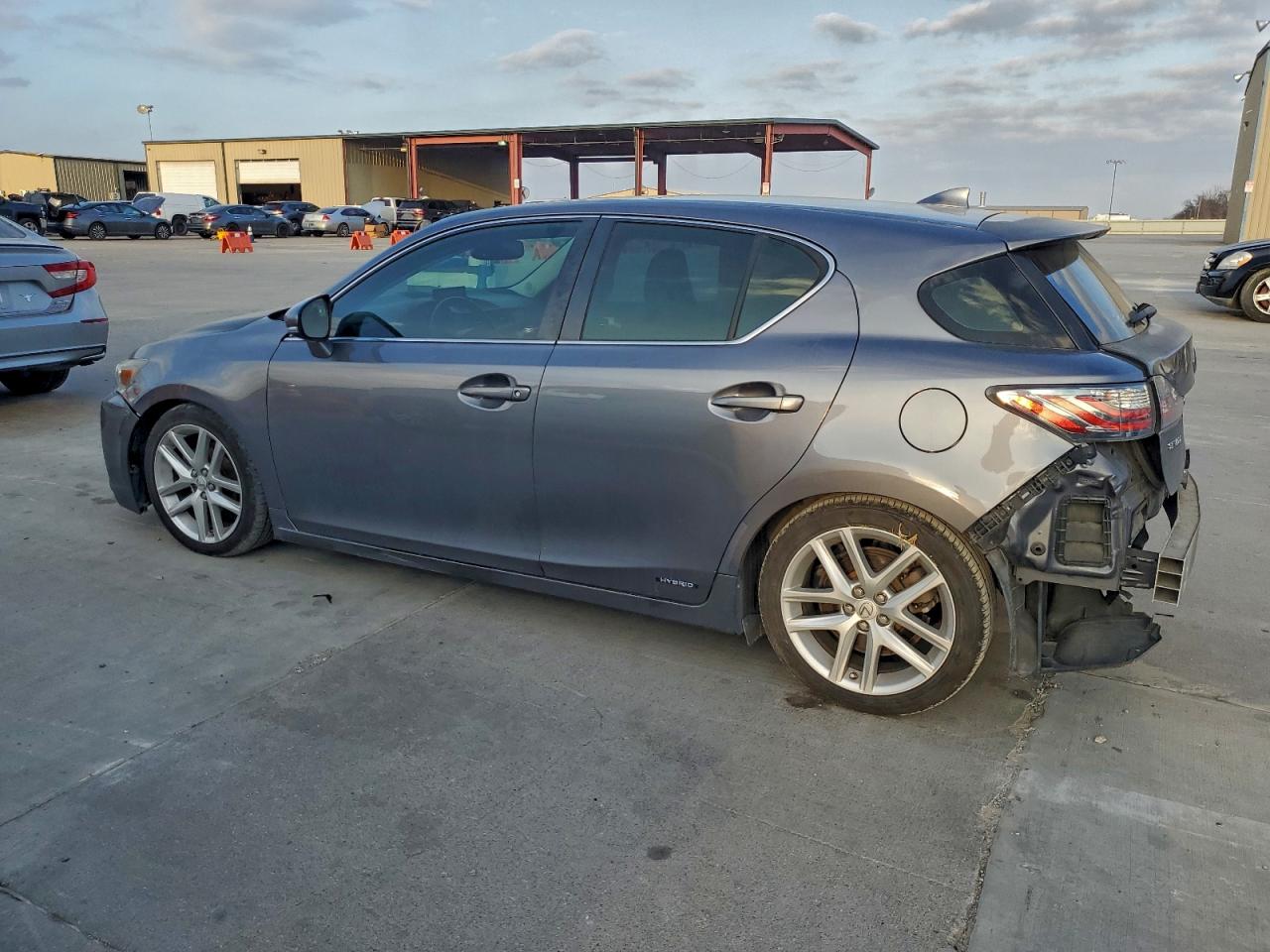 2015 LEXUS CT 200 photo 3