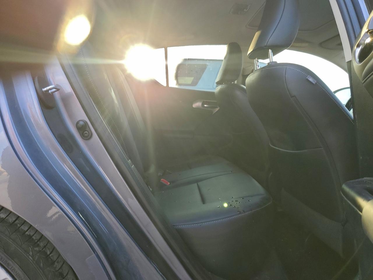 2015 LEXUS CT 200 photo 19