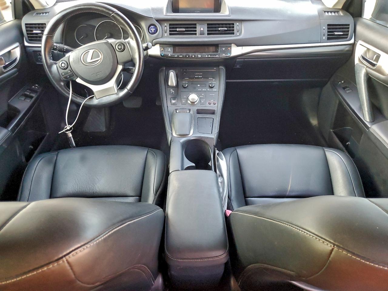 2015 LEXUS CT 200 photo 15