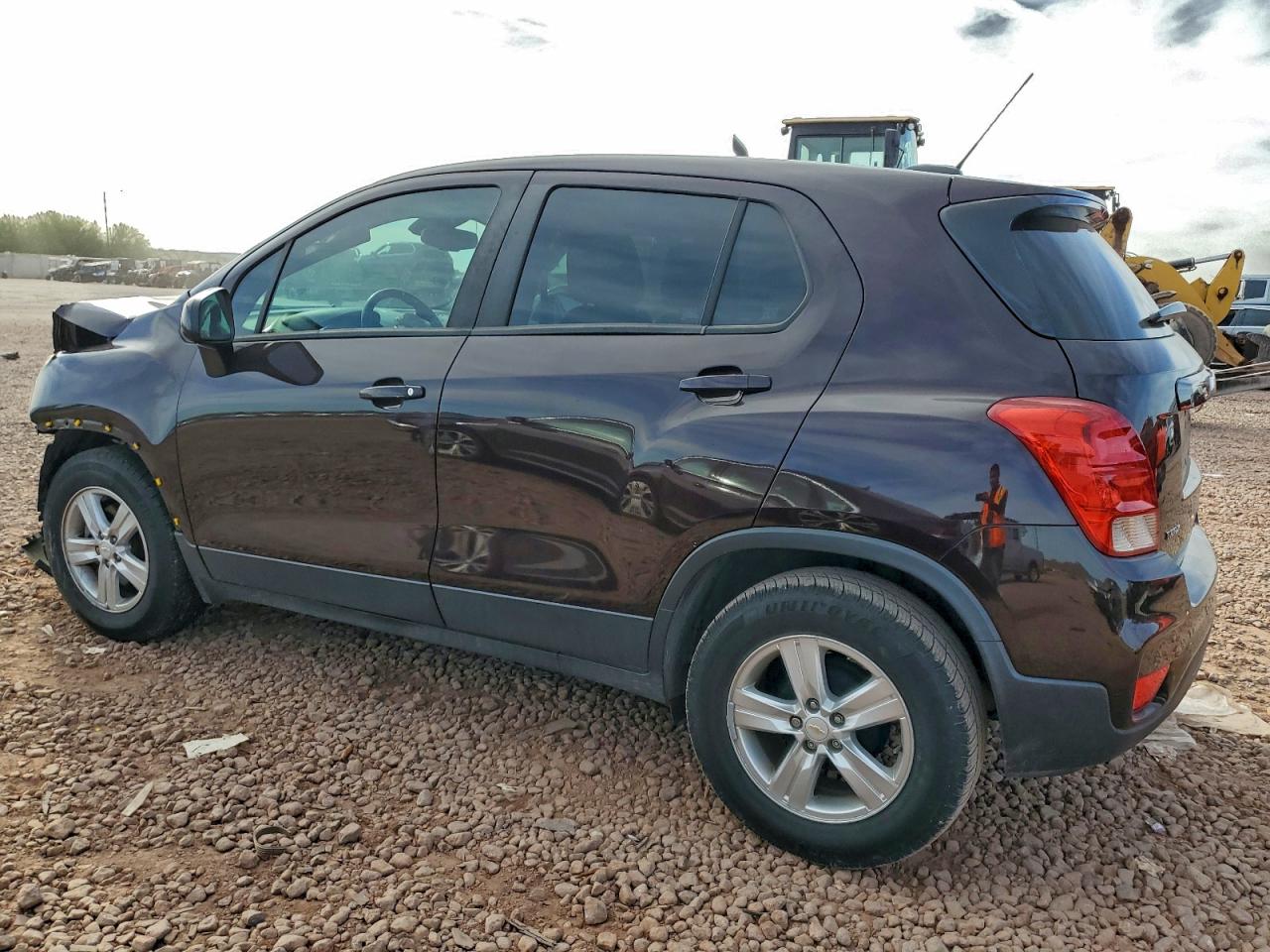 2021 CHEVROLET TRAX LS photo 4