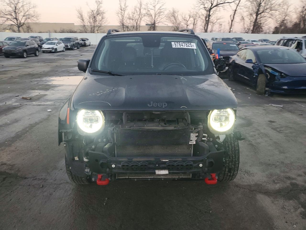 2019 JEEP RENEGADE TRAILHAWK photo 5