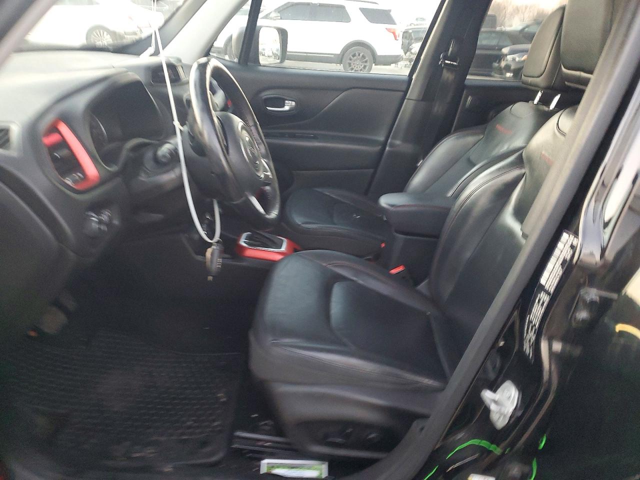 2019 JEEP RENEGADE TRAILHAWK photo 7