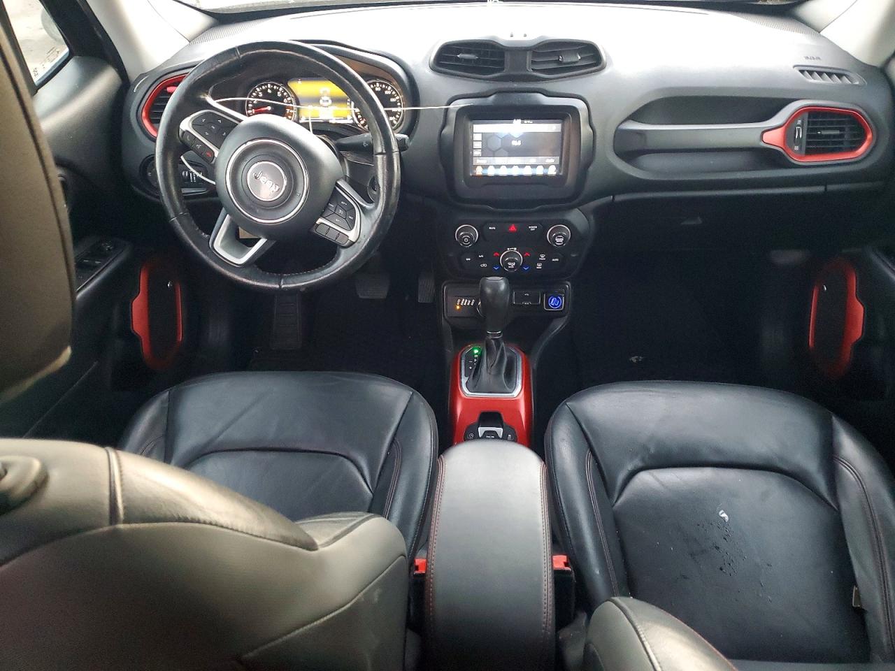 2019 JEEP RENEGADE TRAILHAWK photo 8