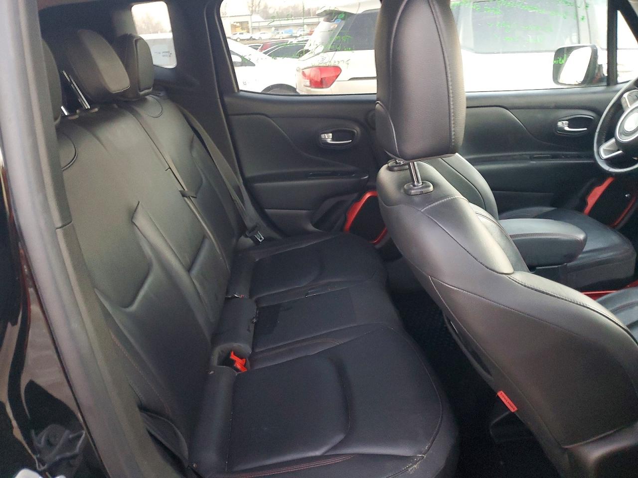 2019 JEEP RENEGADE TRAILHAWK photo 10