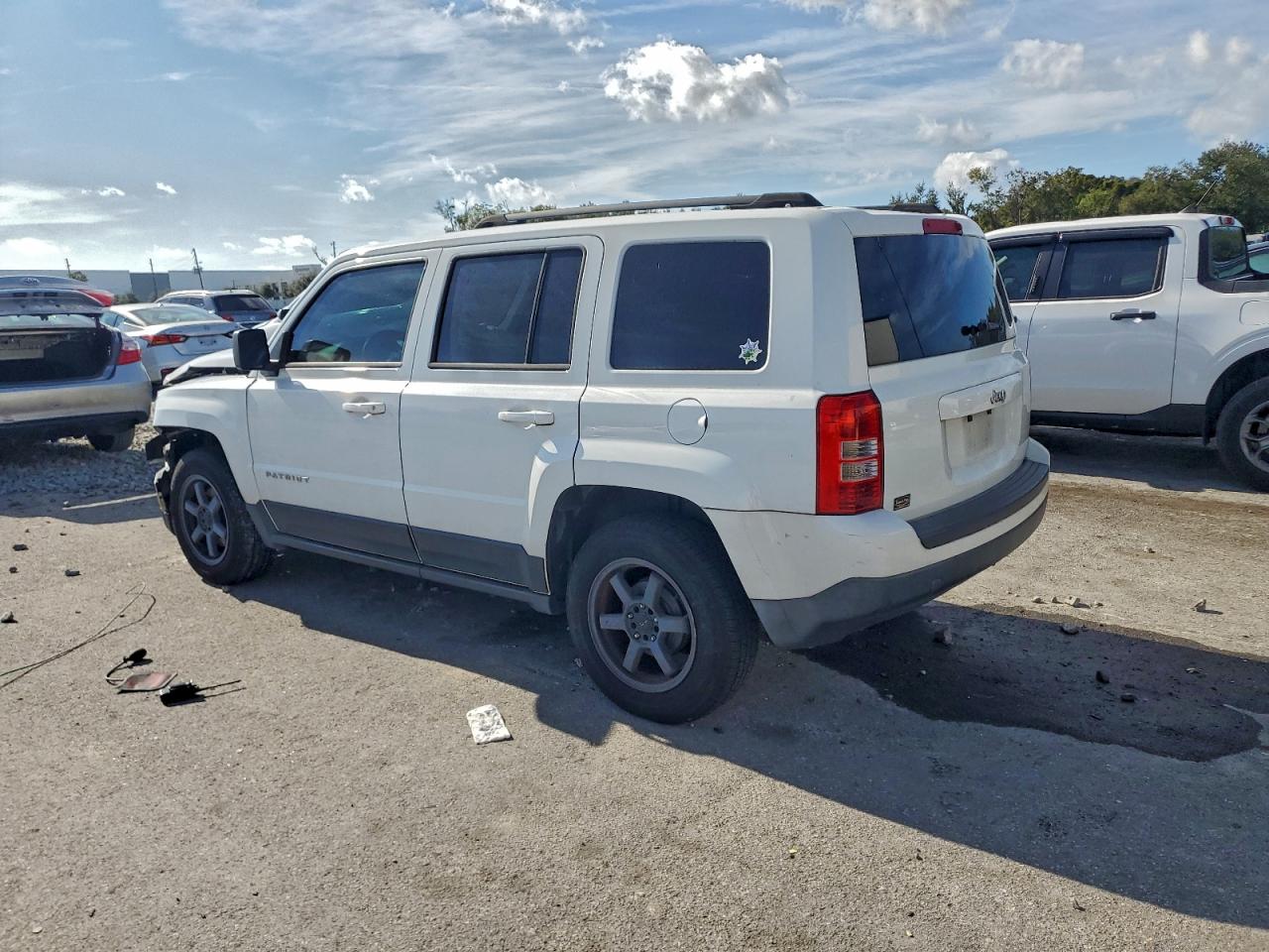 2015 JEEP PATRIOT SPORT photo 2