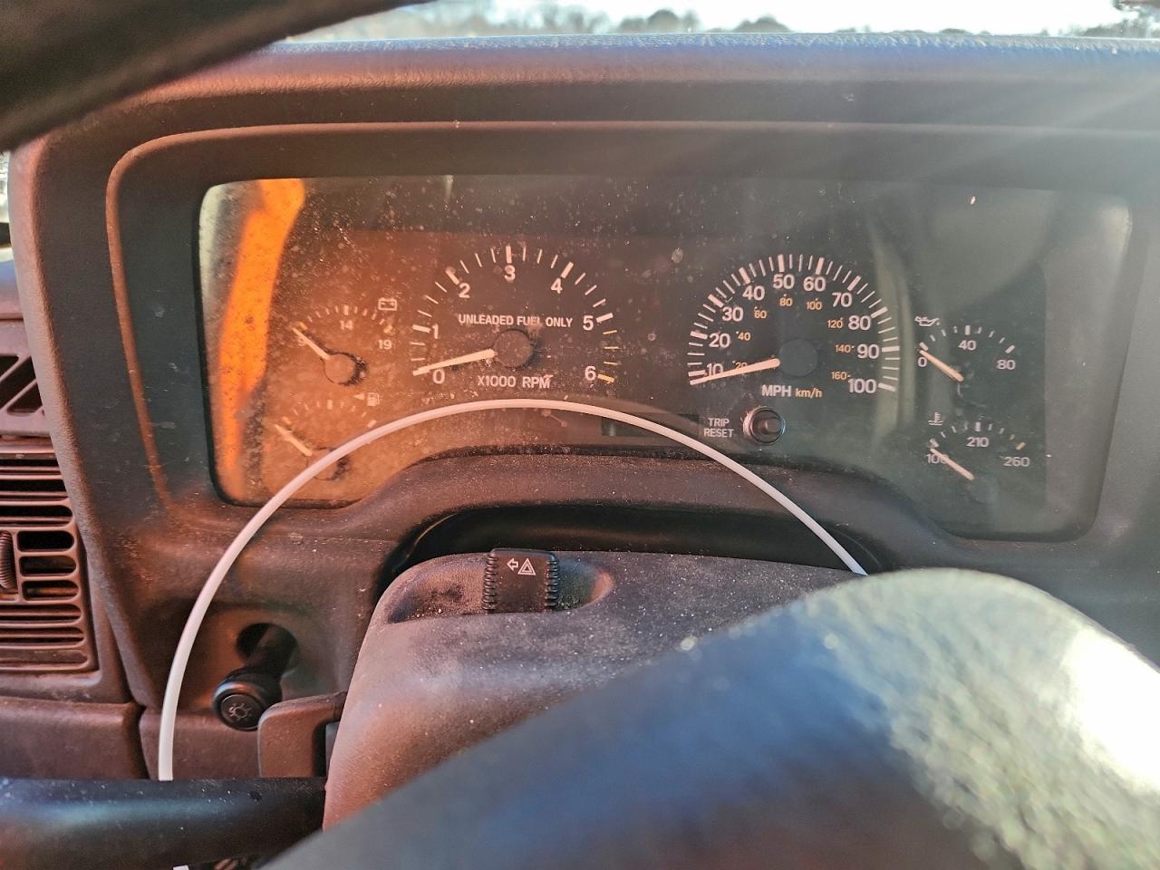1999 JEEP CHEROKEE SPORT photo 9