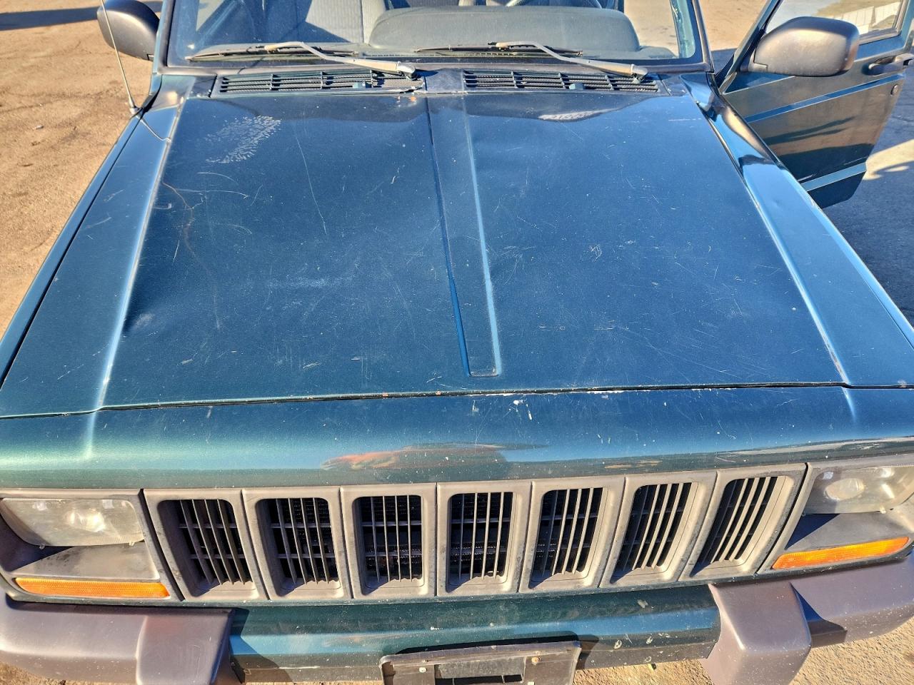 1999 JEEP CHEROKEE SPORT photo 12
