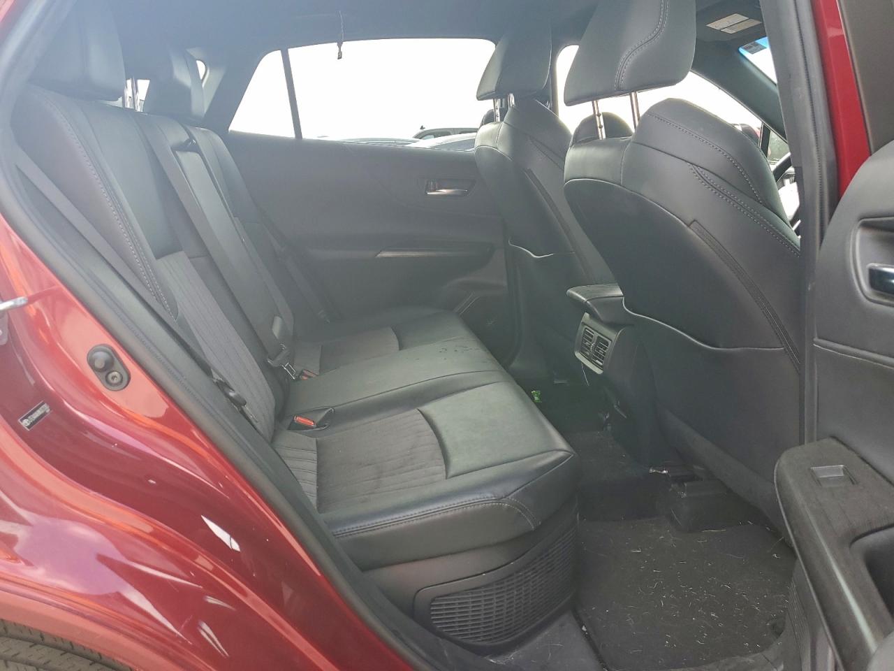 2021 TOYOTA VENZA LE photo 11