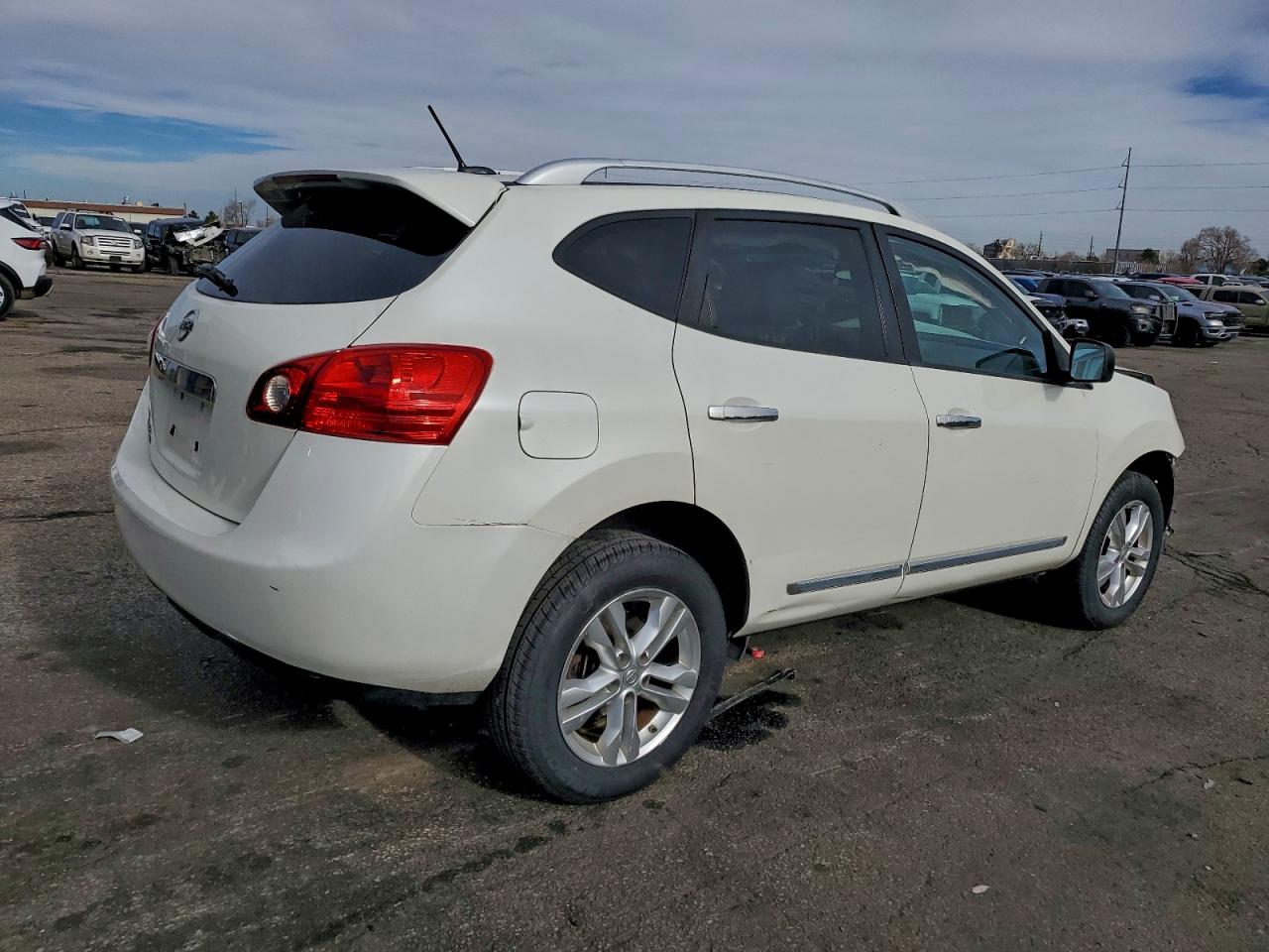 2015 NISSAN ROGUE SELECT S photo 3