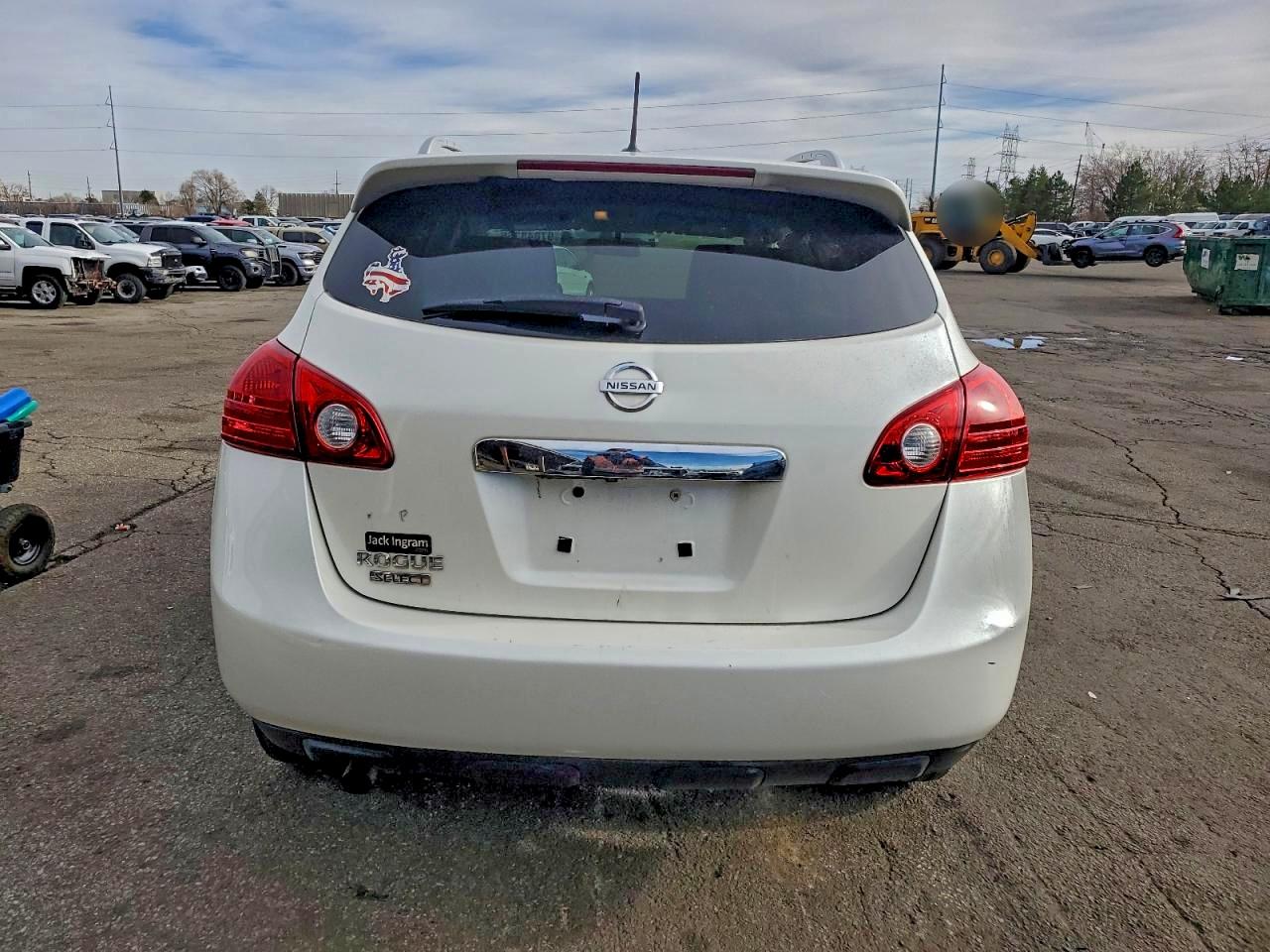 2015 NISSAN ROGUE SELECT S photo 6