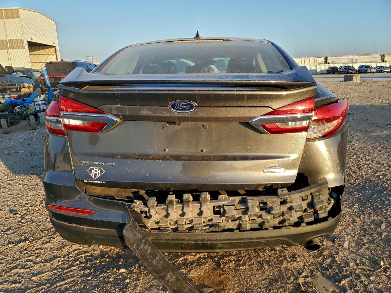 2019 FORD FUSION SE photo 6